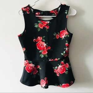 Forever 21 Flower Top 🌹 Size M ** So Cute!!